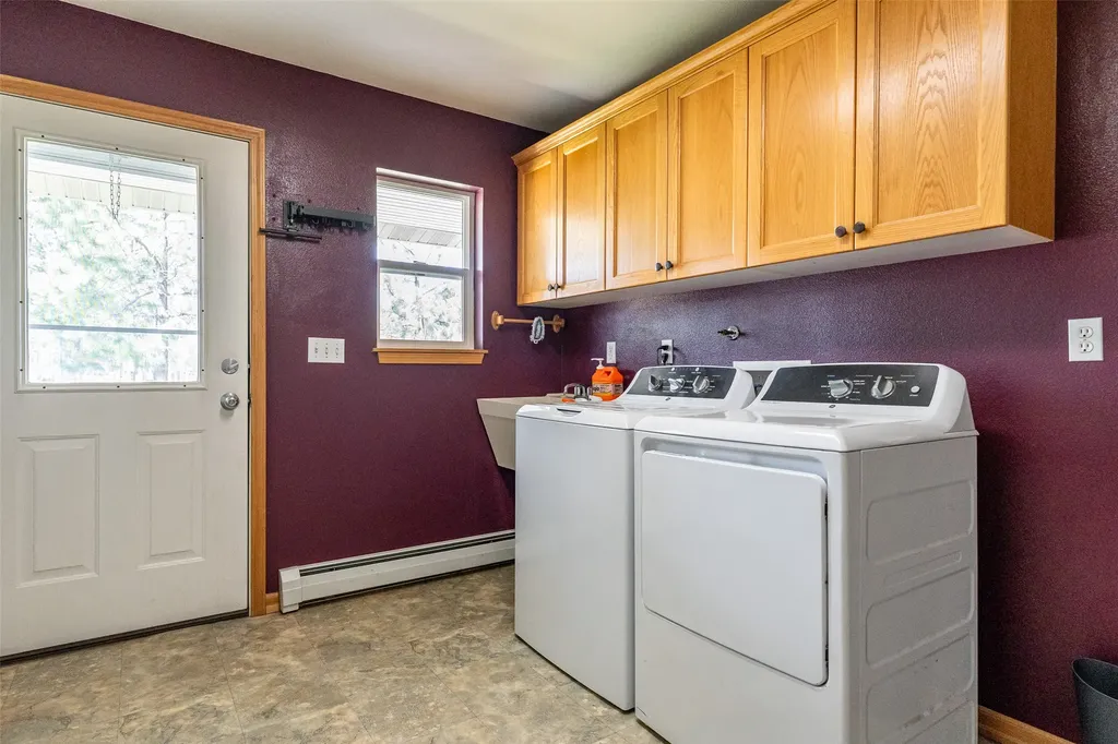3185 Hubbart Dam Road Marion MT 59925