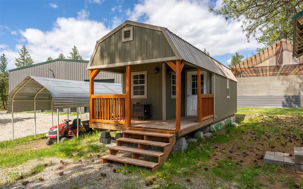 3185 Hubbart Dam Road Marion MT 59925