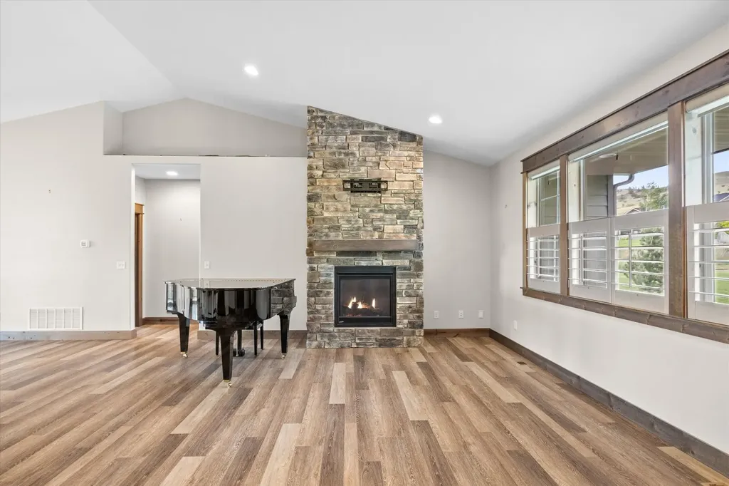 4910 Fox Trot Drive Helena MT 59602