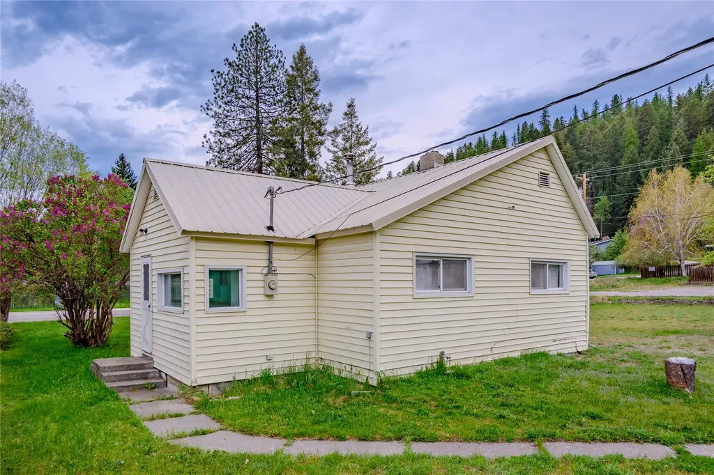 1420 Montana Avenue Libby MT 59923