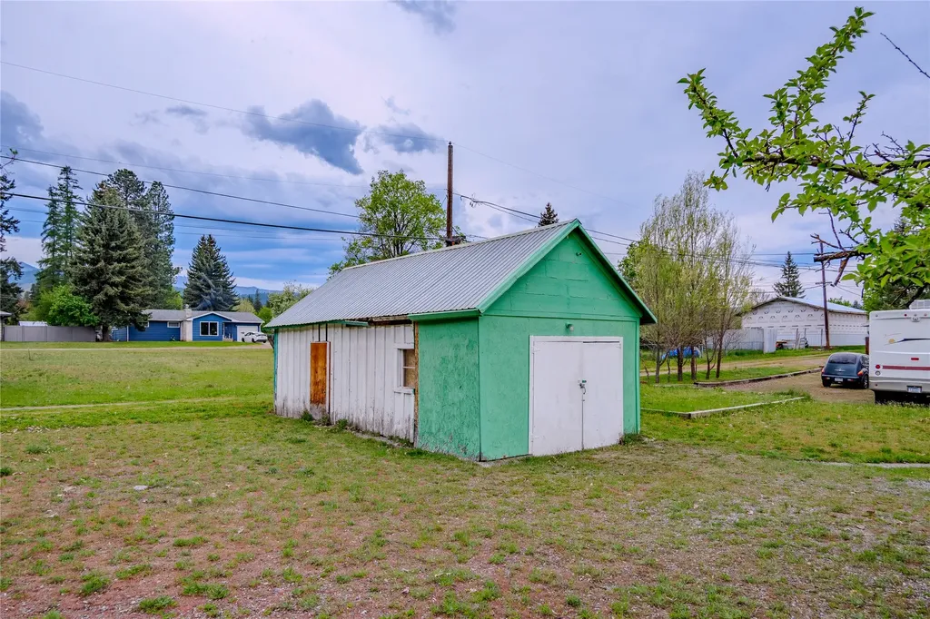 1420 Montana Avenue Libby MT 59923