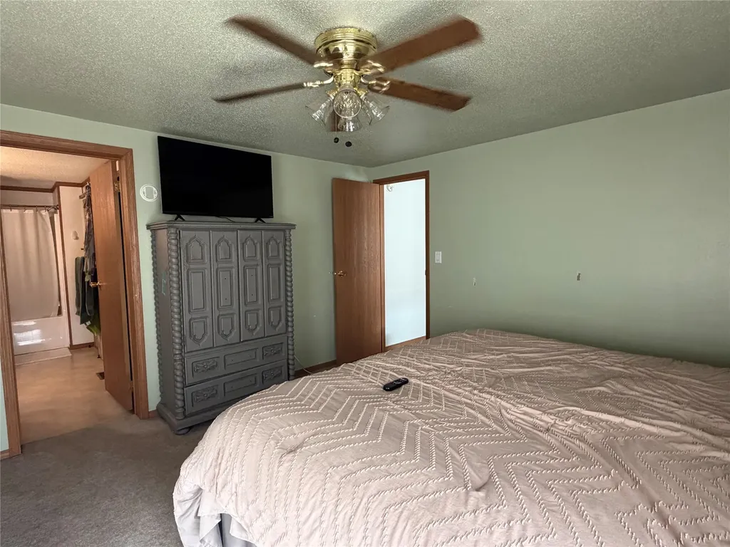 11 Wall Street White Sulphur Springs MT 59645