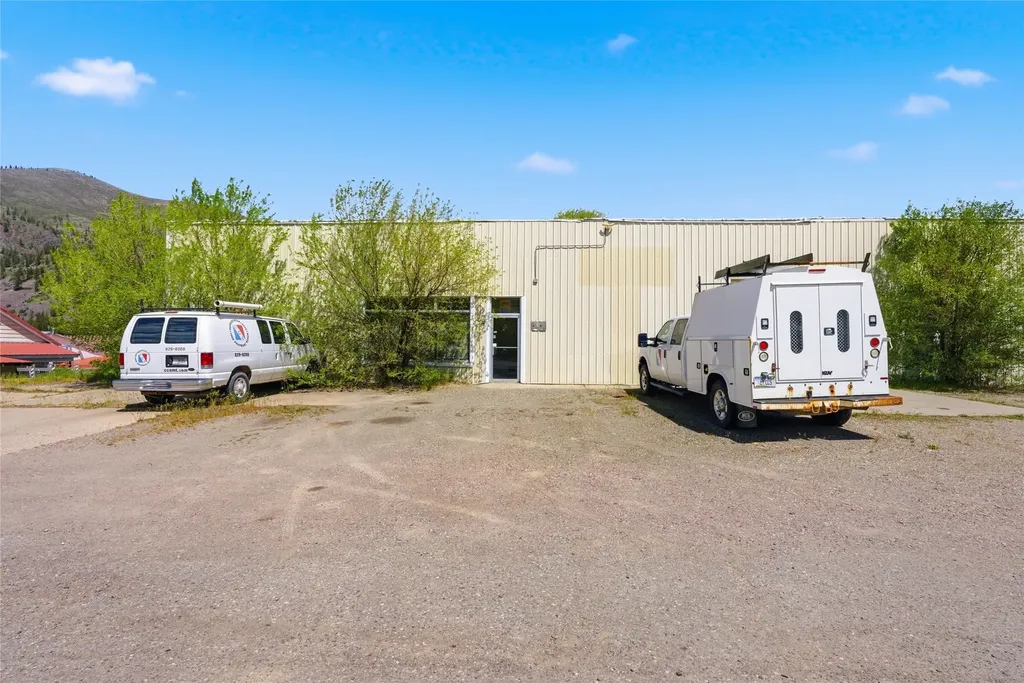 8280 Hwy 200 E Bonner MT 59823