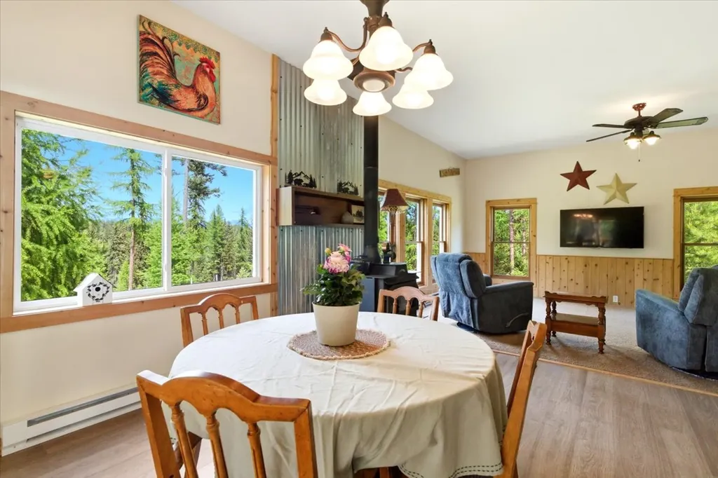 16 Porcupine Ridge Road Fortine MT 59918