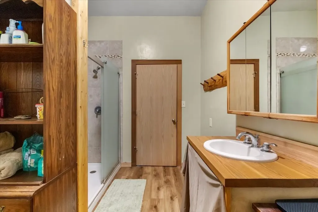 16 Porcupine Ridge Road Fortine MT 59918