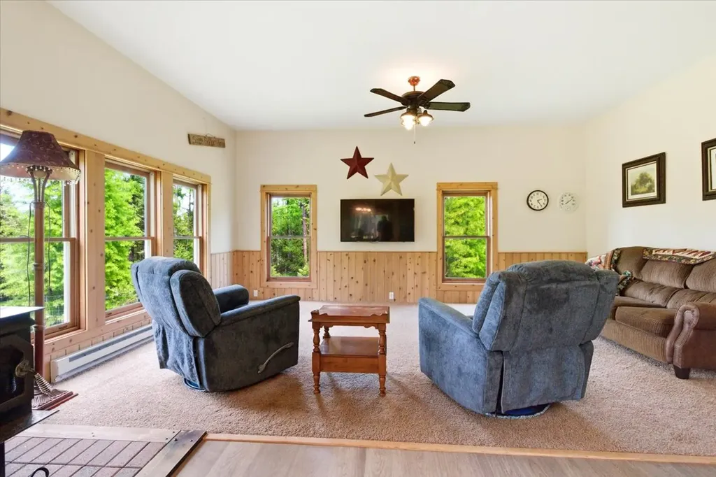16 Porcupine Ridge Road Fortine MT 59918