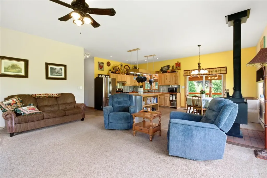 16 Porcupine Ridge Road Fortine MT 59918