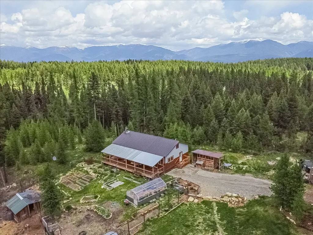 16 Porcupine Ridge Road Fortine MT 59918