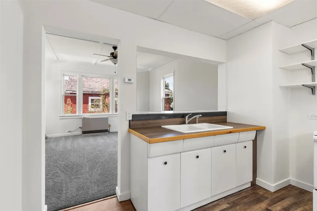 2322 Locust Street Butte MT 59701