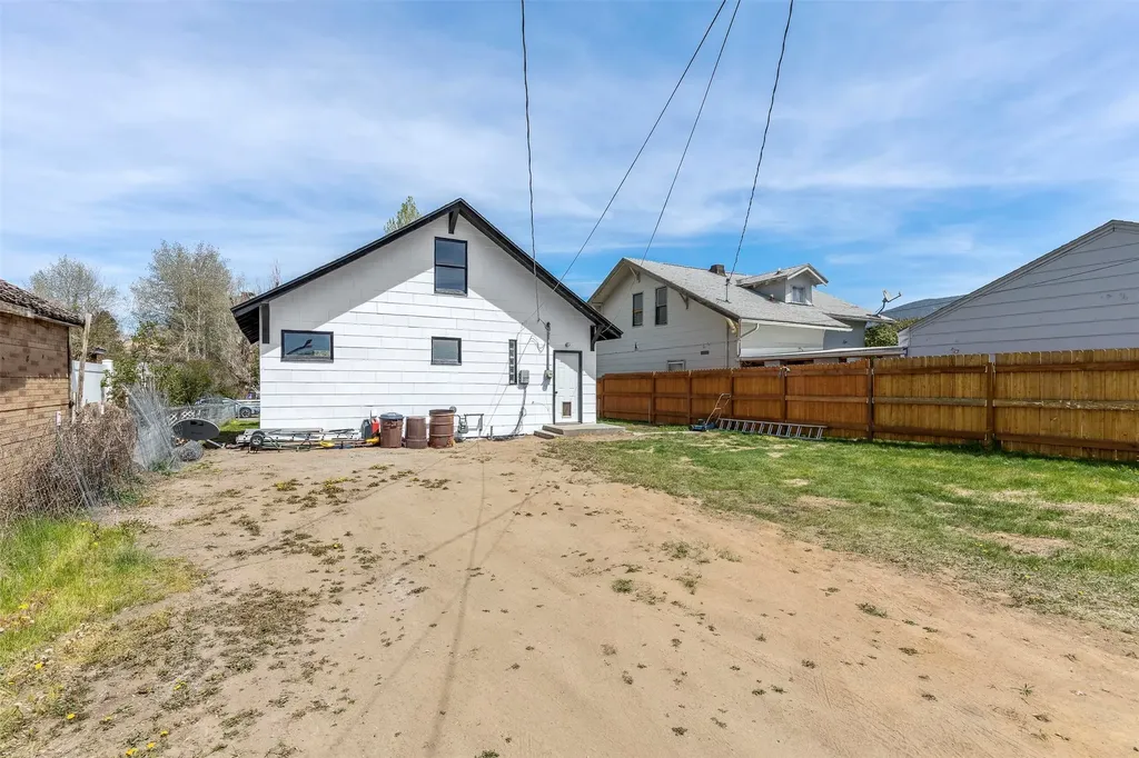 2322 Locust Street Butte MT 59701