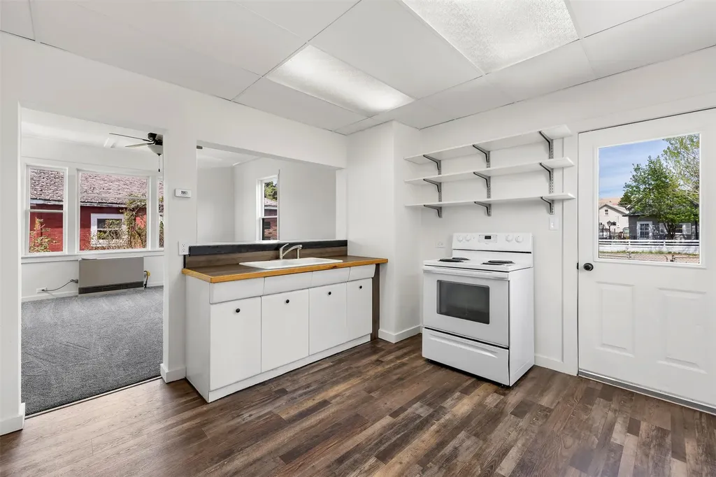 2322 Locust Street Butte MT 59701