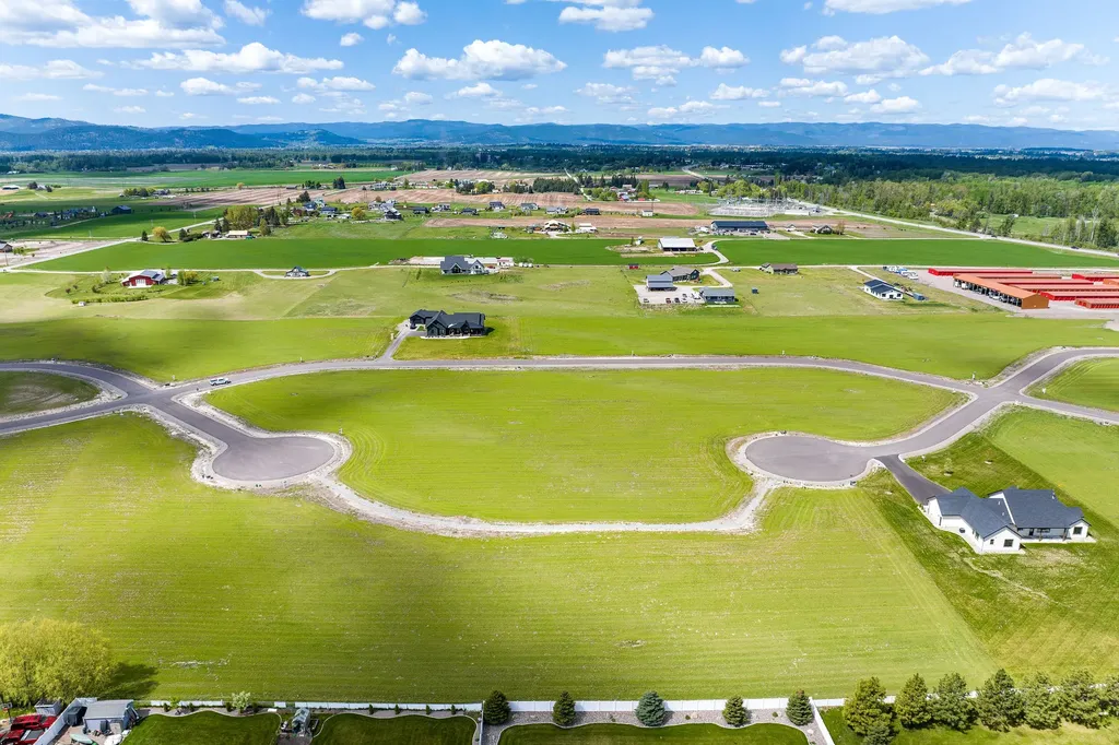 410 Charlotte Peak Drive Kalispell MT 59901