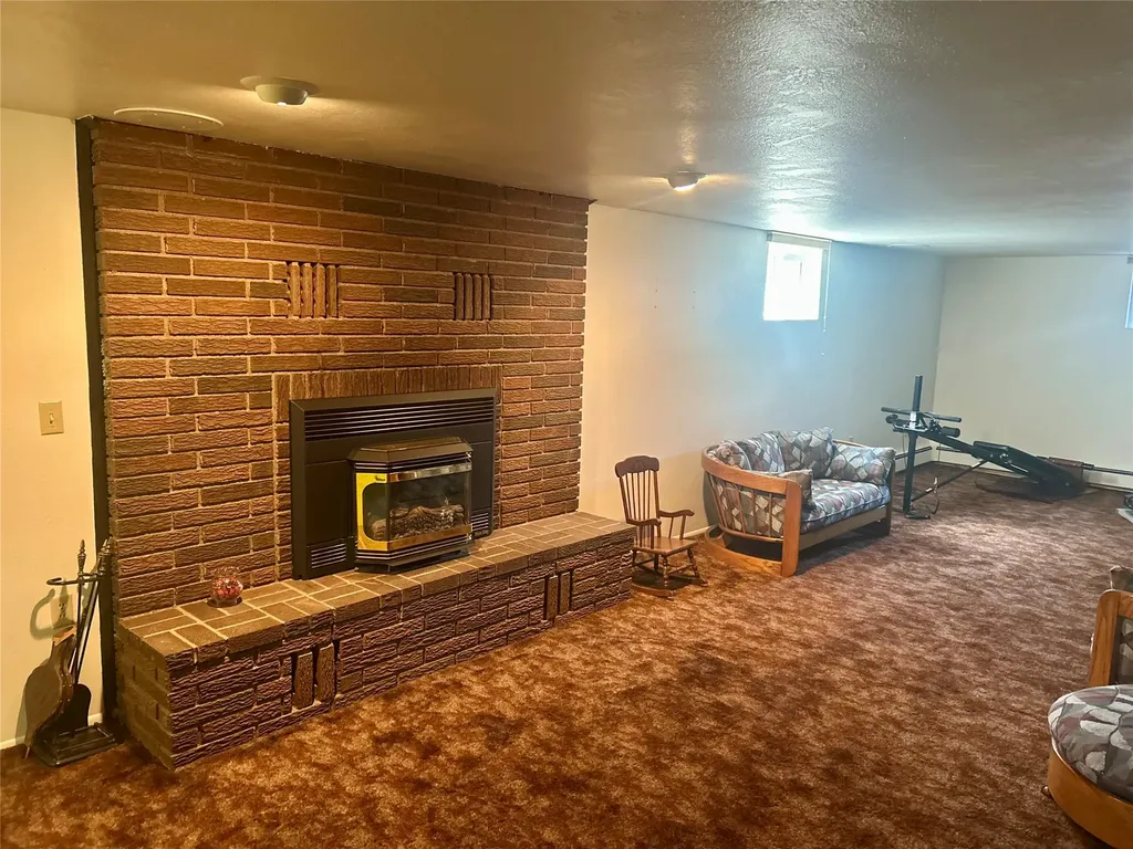 2406 Gladstone Avenue Butte MT 59701