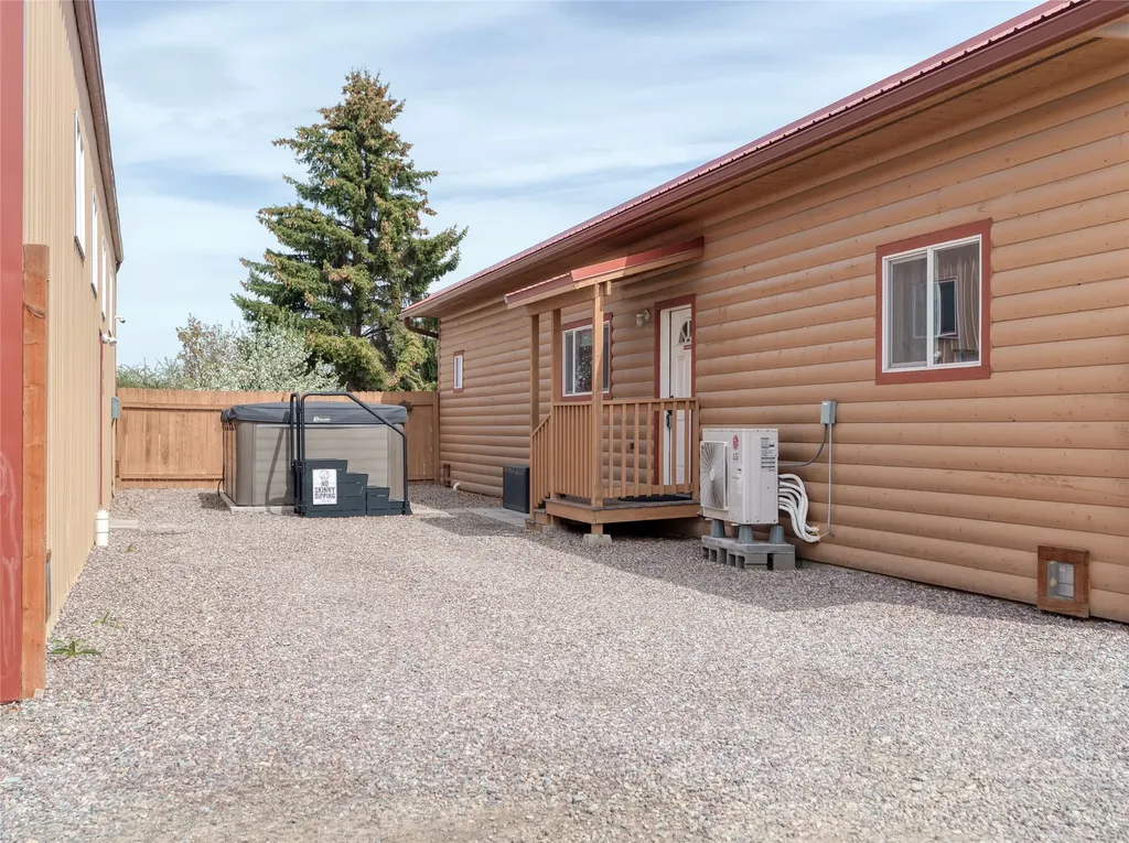 126 10th Street Eureka MT 59917
