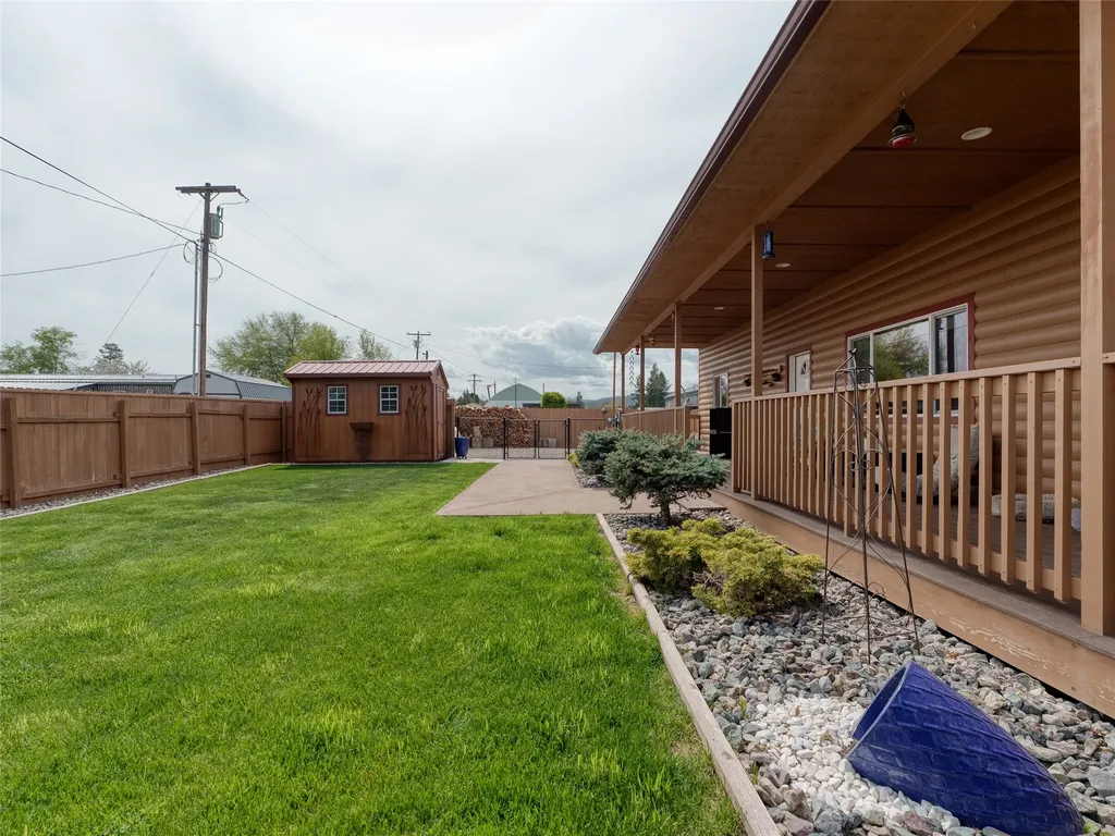 126 10th Street Eureka MT 59917