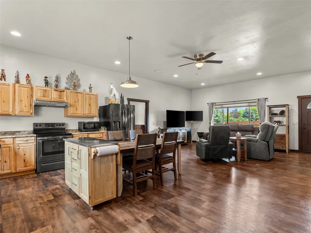 126 10th Street Eureka MT 59917