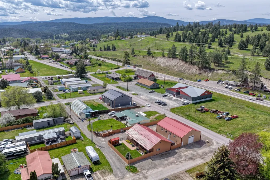 126 10th Street Eureka MT 59917