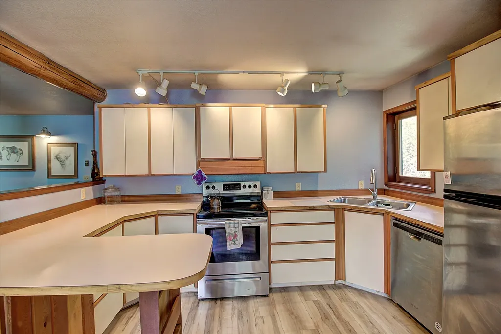 301 Arlee Street N Hot Springs MT 59845