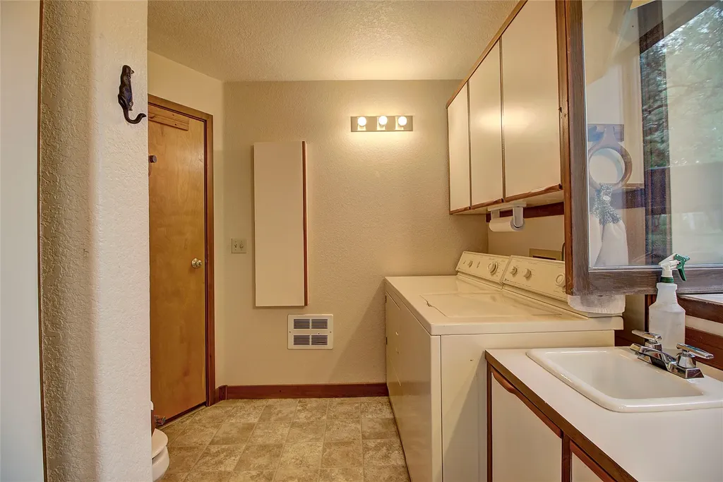 301 Arlee Street N Hot Springs MT 59845