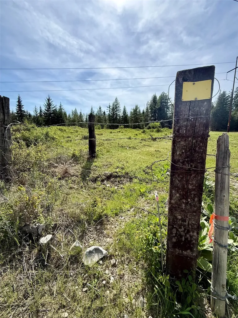 Nhn S Squire Lane Trout Creek MT 59874