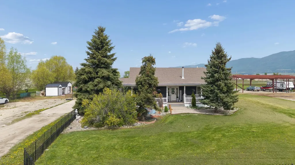 65629 Mt Highway 37 Eureka MT 59917