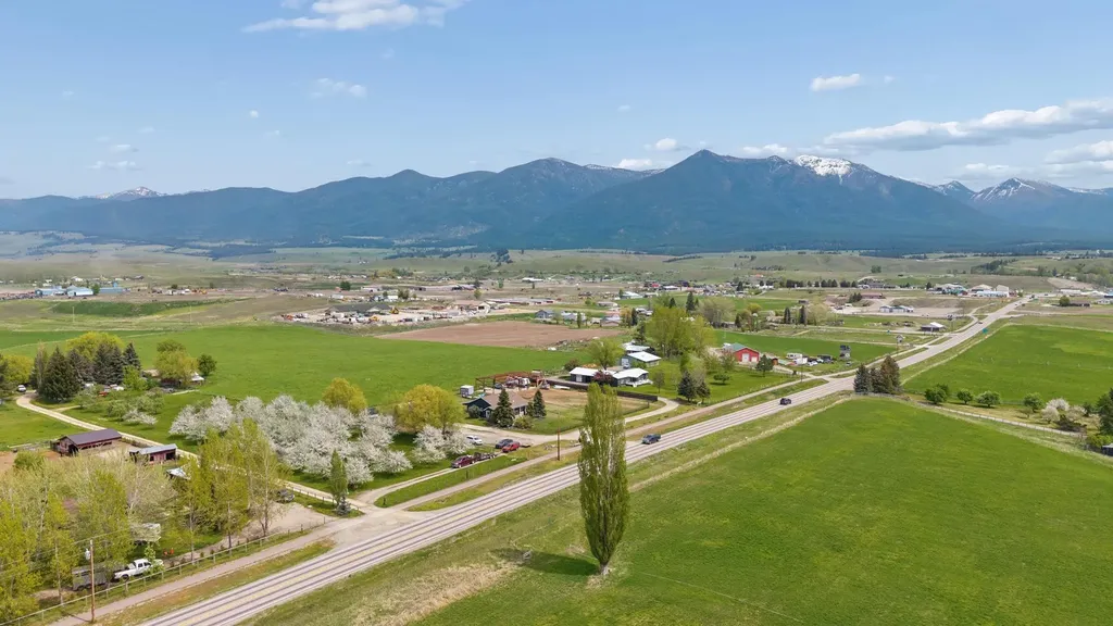 65629 Mt Highway 37 Eureka MT 59917