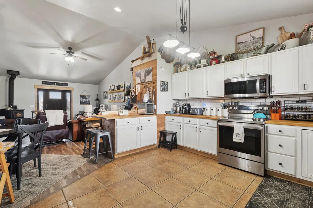 65629 Mt Highway 37 Eureka MT 59917
