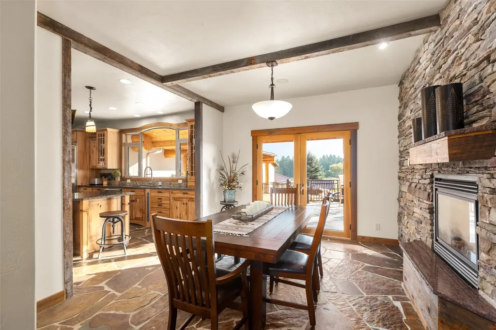 1335 Mooring Road Columbia Falls MT 59912