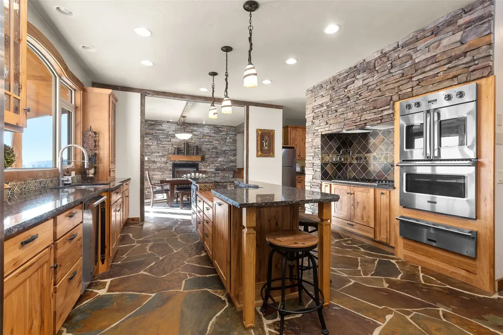 1335 Mooring Road Columbia Falls MT 59912