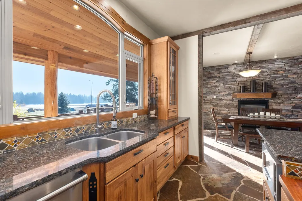 1335 Mooring Road Columbia Falls MT 59912