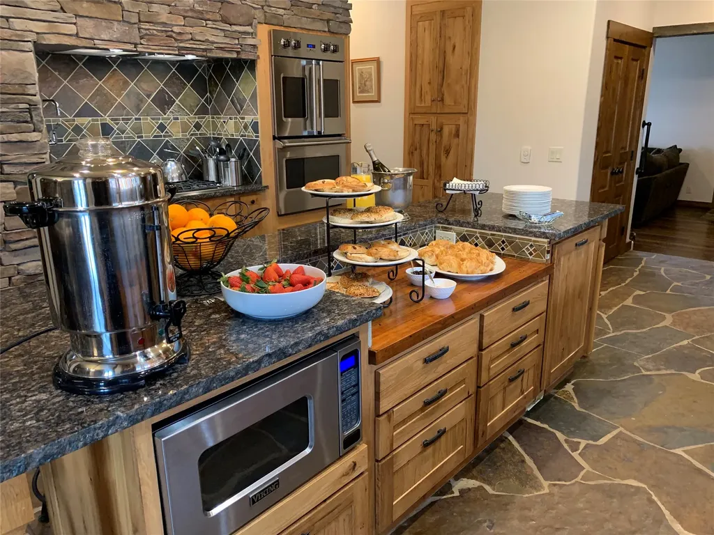 1335 Mooring Road Columbia Falls MT 59912