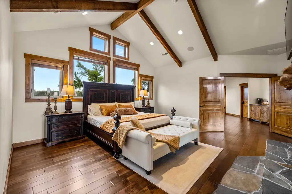 1335 Mooring Road Columbia Falls MT 59912