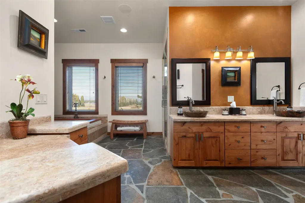 1335 Mooring Road Columbia Falls MT 59912