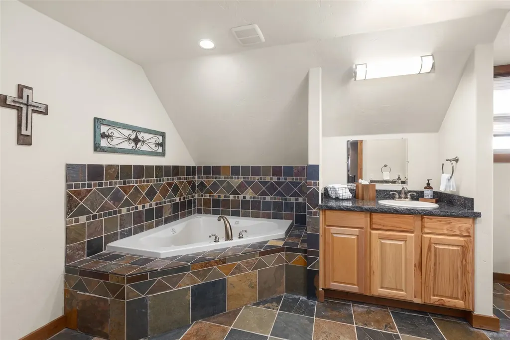 1335 Mooring Road Columbia Falls MT 59912