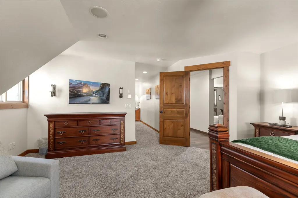 1335 Mooring Road Columbia Falls MT 59912