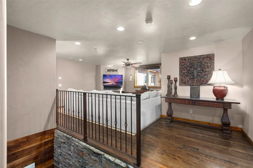 1335 Mooring Road Columbia Falls MT 59912
