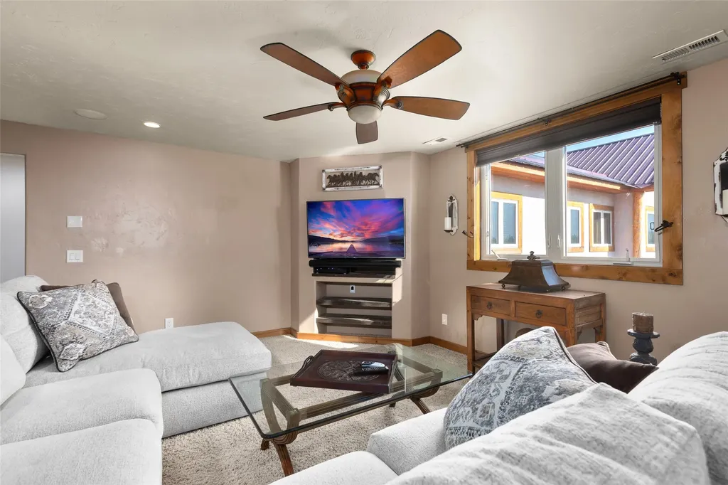 1335 Mooring Road Columbia Falls MT 59912