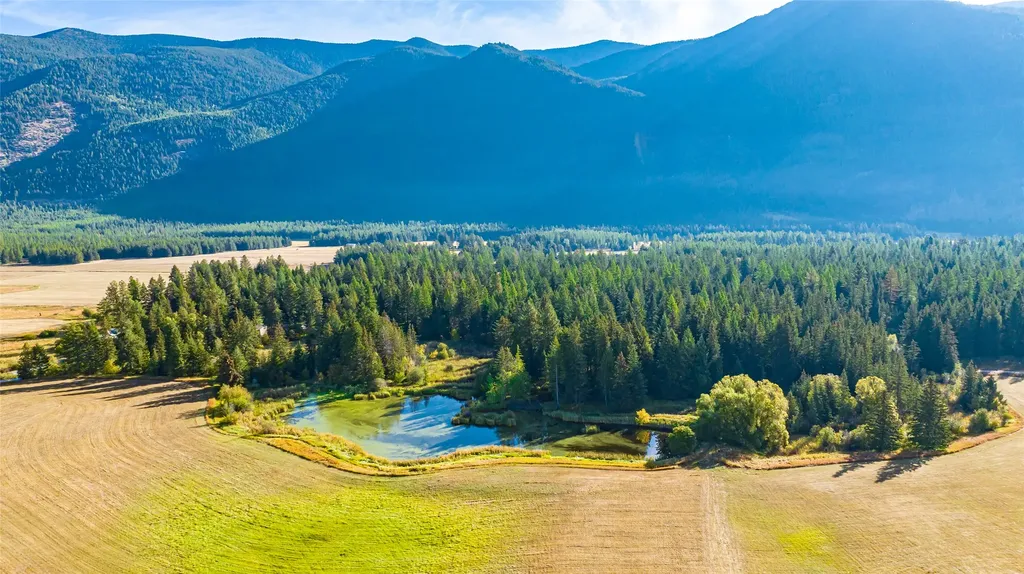 1335 Mooring Road Columbia Falls MT 59912