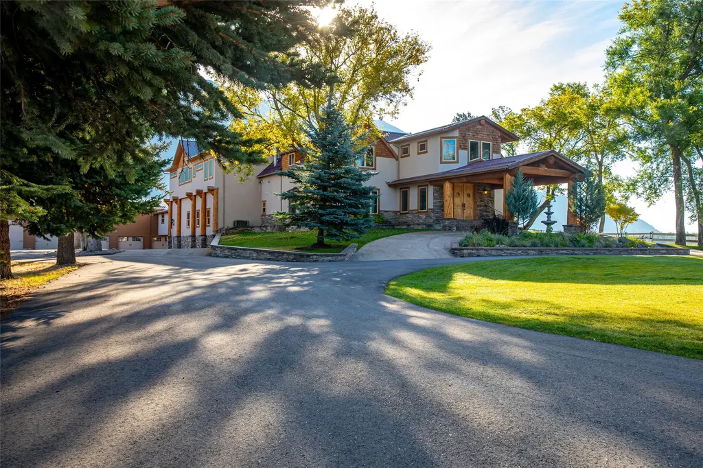 1335 Mooring Road Columbia Falls MT 59912