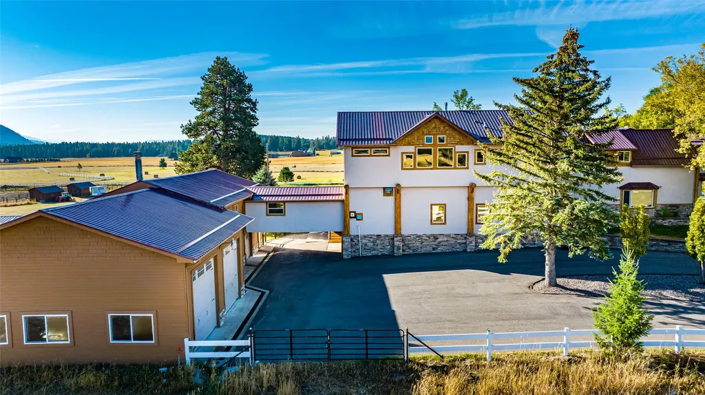 1335 Mooring Road Columbia Falls MT 59912