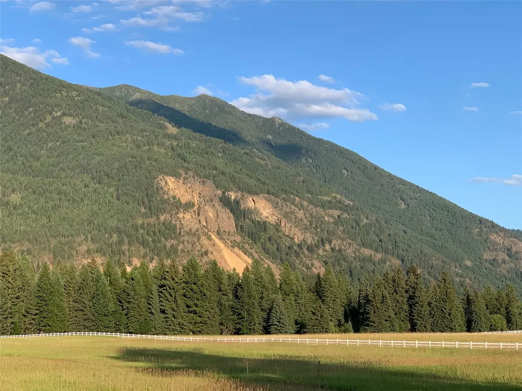 1335 Mooring Road Columbia Falls MT 59912