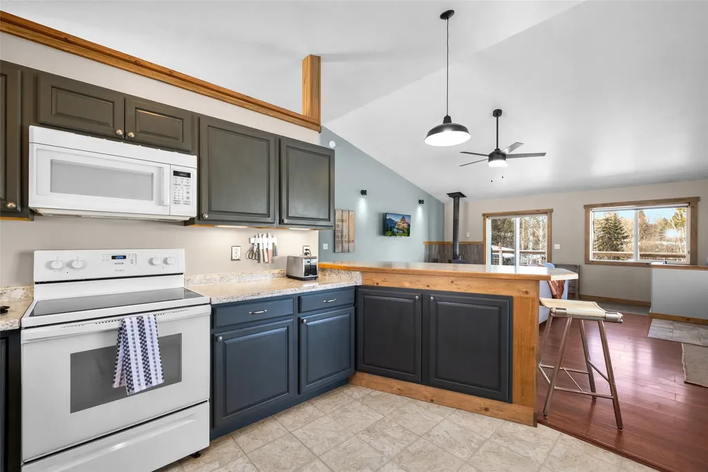 220 Zimmerman Road Kalispell MT 59901