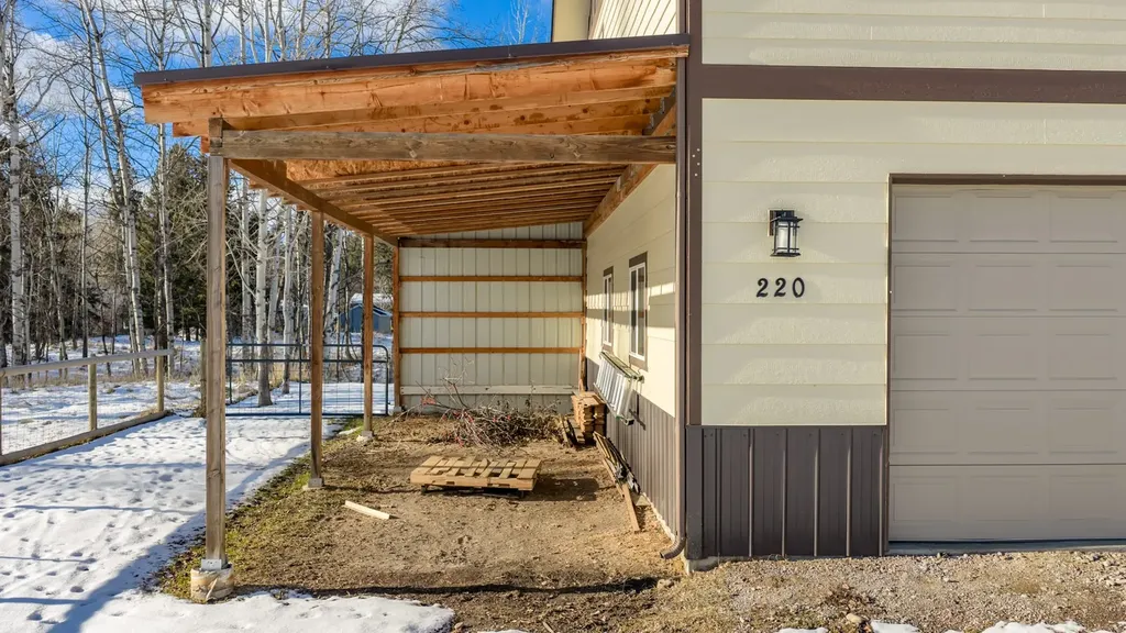 220 Zimmerman Road Kalispell MT 59901
