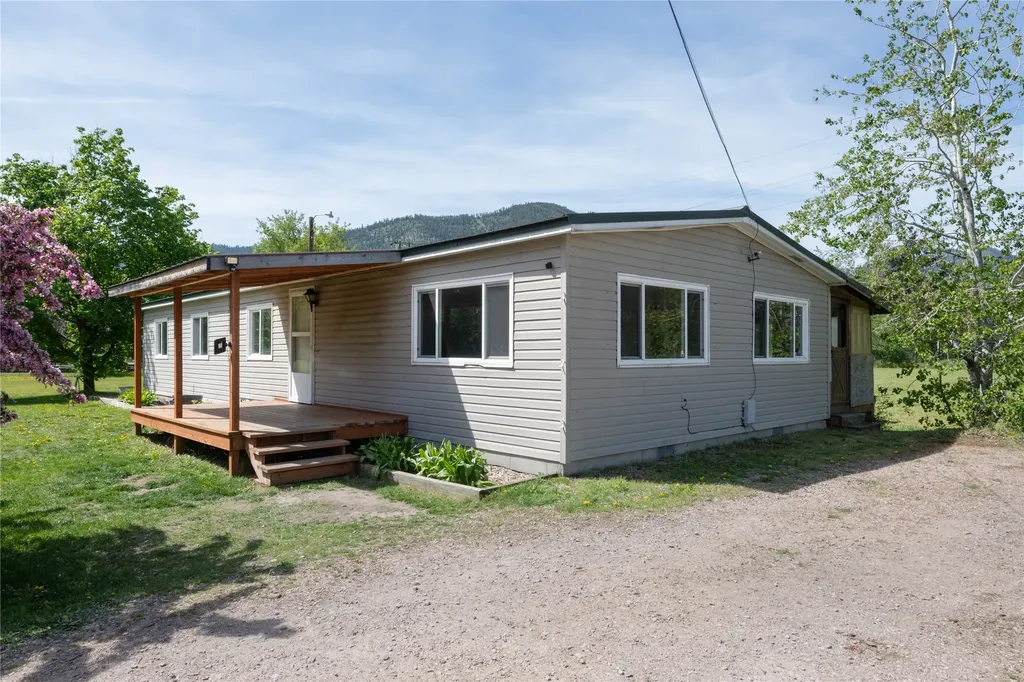 20735 E Mullan Road Clinton MT 59825