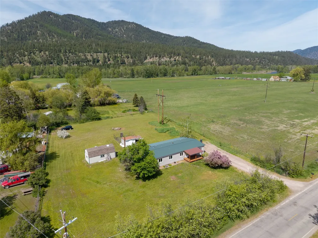 20735 E Mullan Road Clinton MT 59825