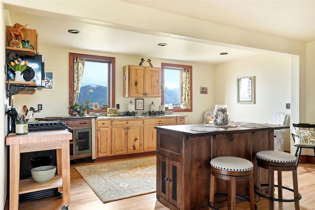 679 Hidden Valley Road N Florence MT 59833