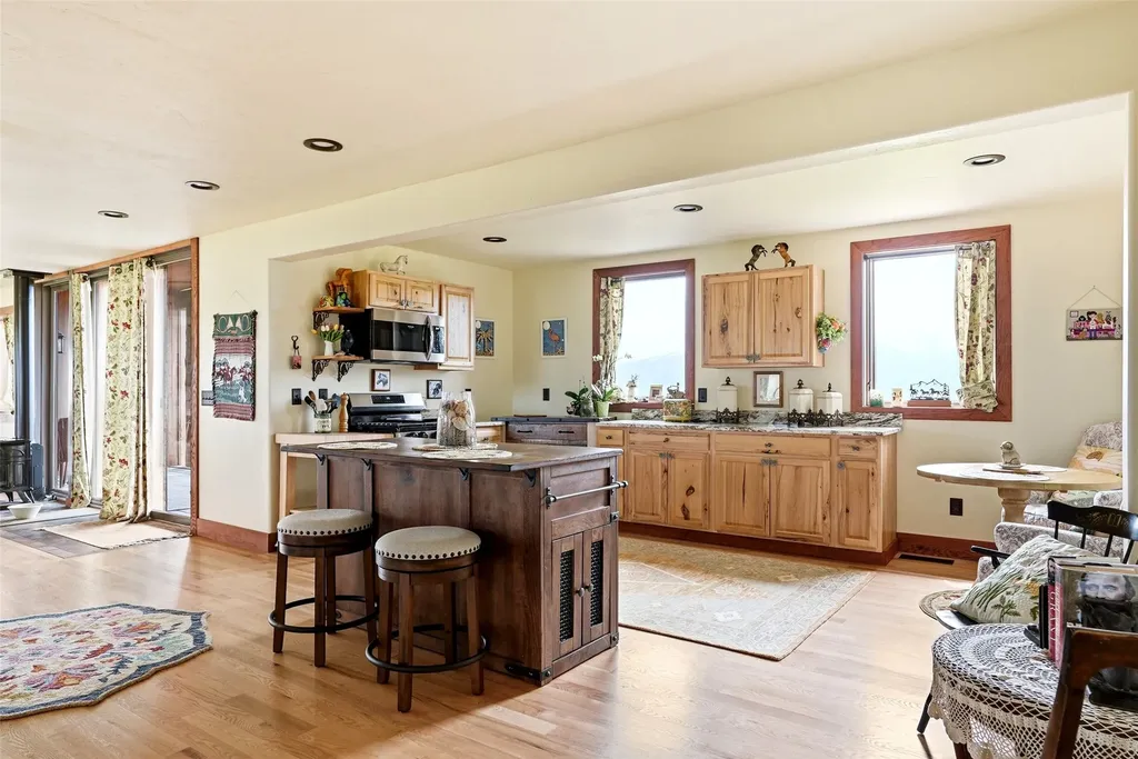 679 Hidden Valley Road N Florence MT 59833