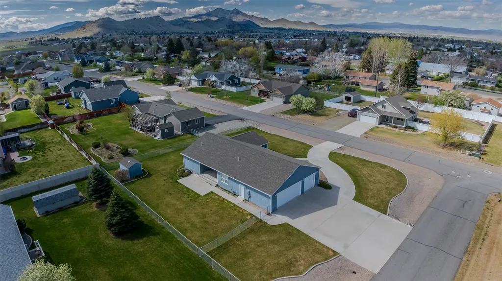 1085 Cap Road Helena MT 59602