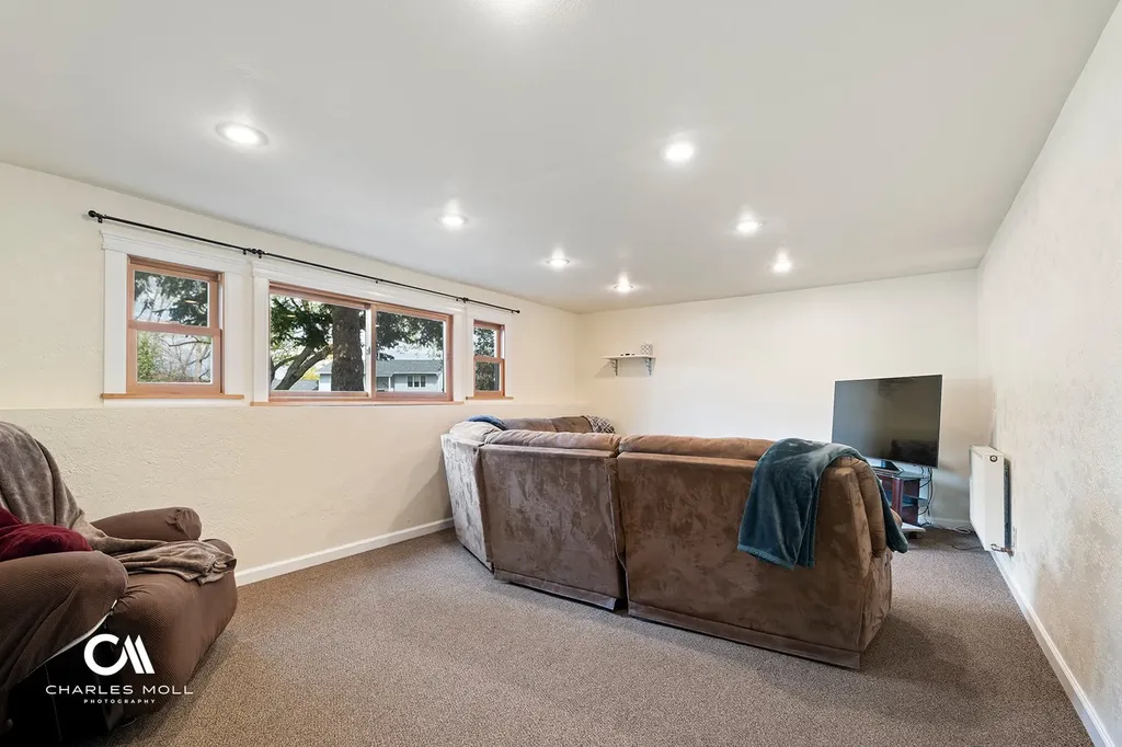 614 S Oakes Street Helena MT 59601