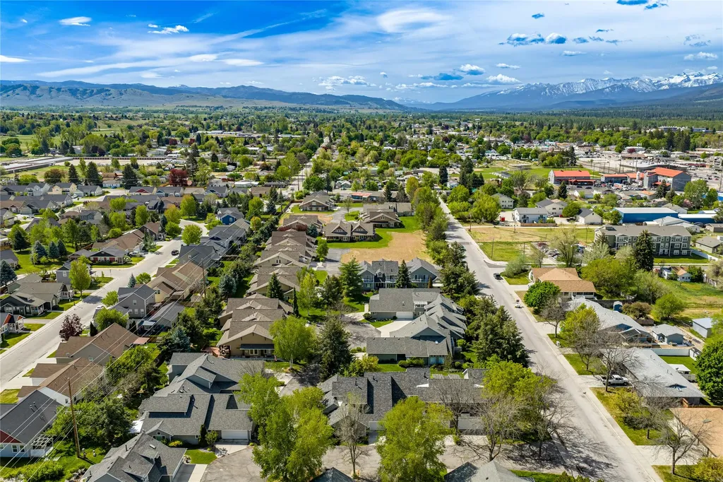 29 Cheyenne Trail Hamilton MT 59840